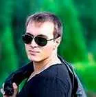 Зиновьев Артём